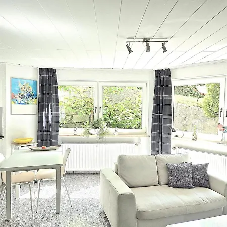 Unterm Pfaffenberg * Heubach (Baden-Wurttemberg)